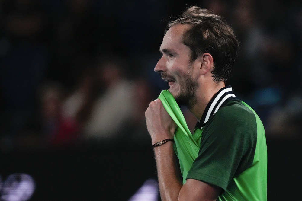 澳网横扫年终总决赛，梅德韦杰夫高光表现