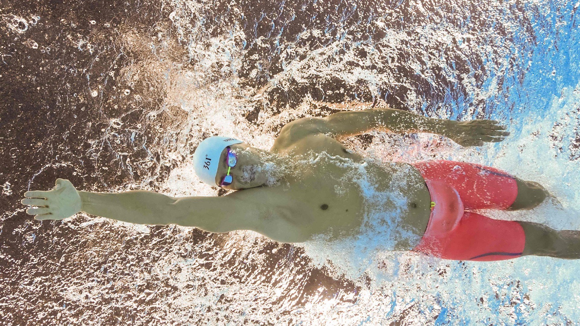 范弗利特时间，当1米83的巨人撕碎麦迪逊防线