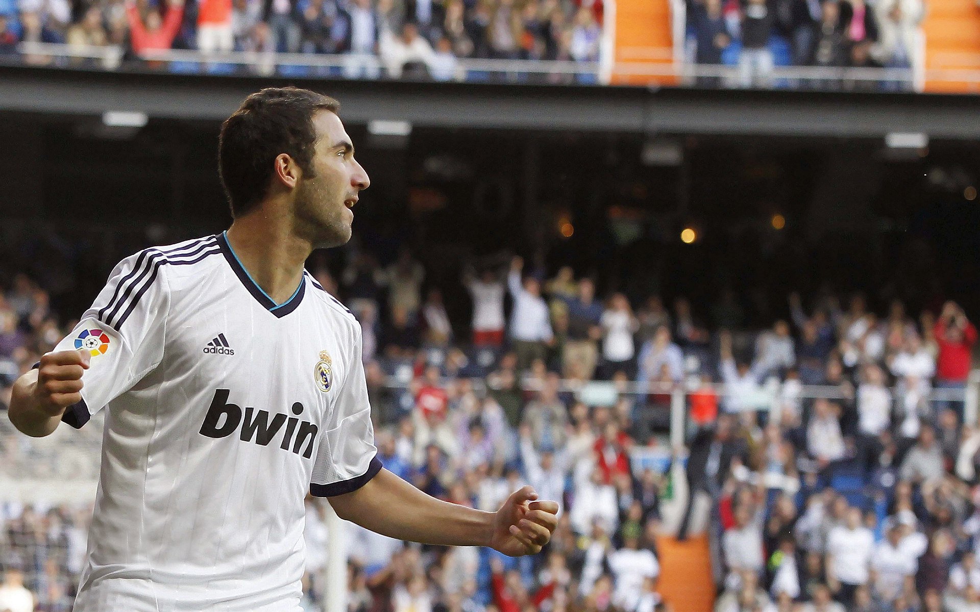 斯通斯连续得分拉开差距，德国斩落马德里竞技，当战术纪律碾碎巨星神话